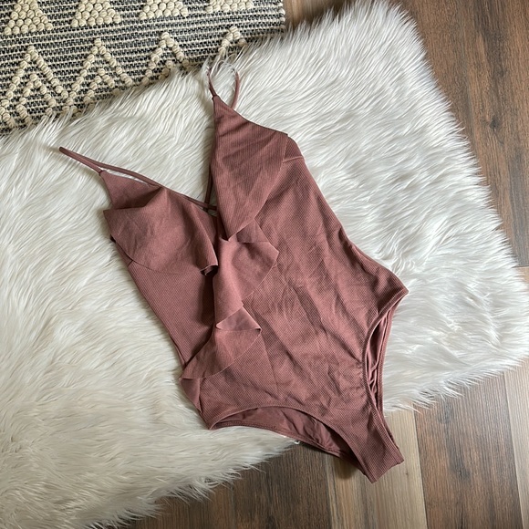 NWT cupshe one piece swimsuit mauve  size large - Picture 1 of 7